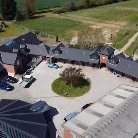 Falabella Suite With Amazing Views Of Stud Farm. Driffield Eksteriør billede